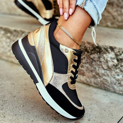 Callie | Czarno - Złote Sportowe Sneakersy Na Platformie - Pootivo