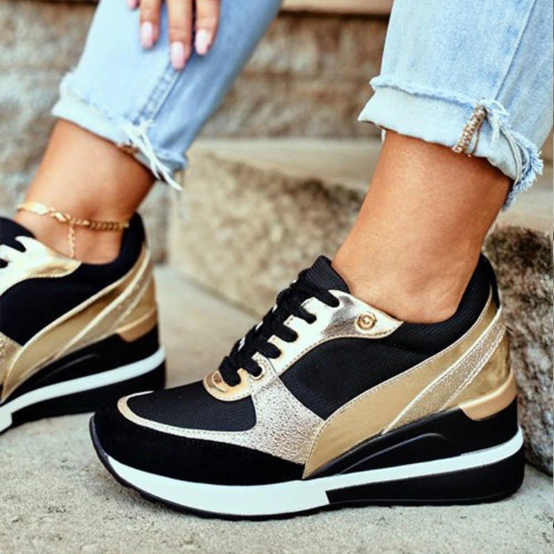 Callie | Czarno - Złote Sportowe Sneakersy Na Platformie - Pootivo