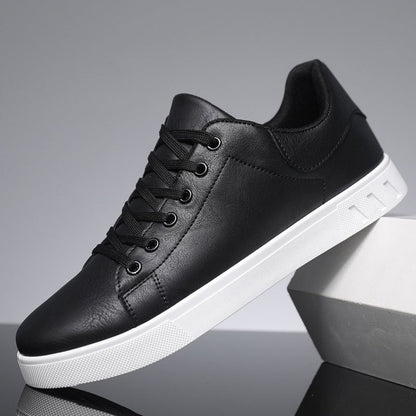 Ethan | Skórzane Sneakersy z Zaokrąglonym Noskiem - Pootivo