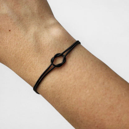 Ivy | Minimalistyczna Czarna Bransoletka z Węzłem - Pootivo