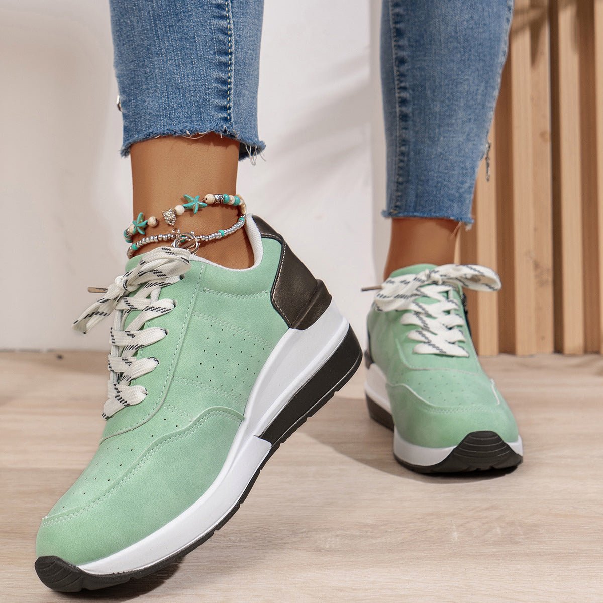 Madison | Perforowane Wygodne Sneakersy Na Co Dzień - Pootivo