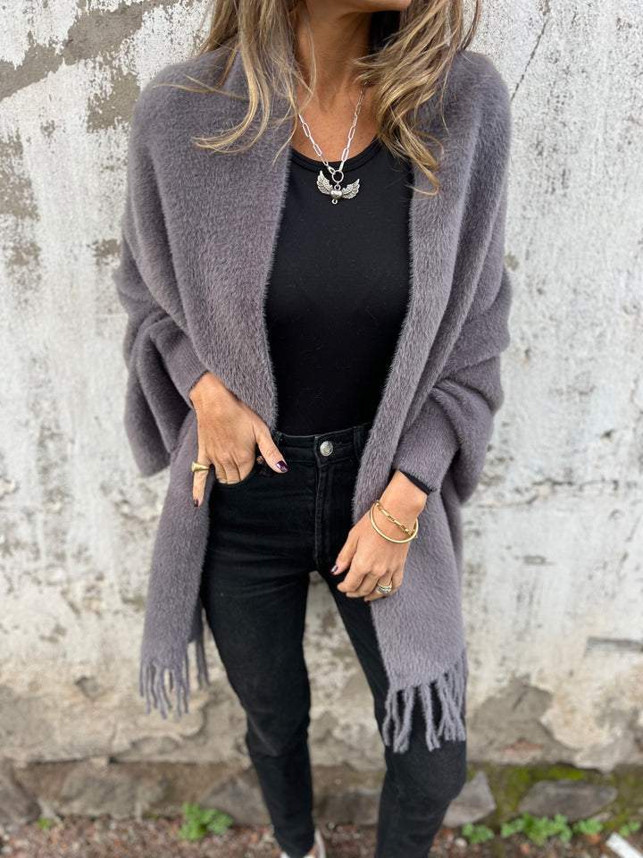 Margot | Puszysty Sweter Narzutka z Frędzlami - Pootivo