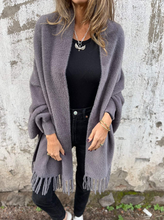 Margot | Puszysty Sweter Narzutka z Frędzlami - Pootivo