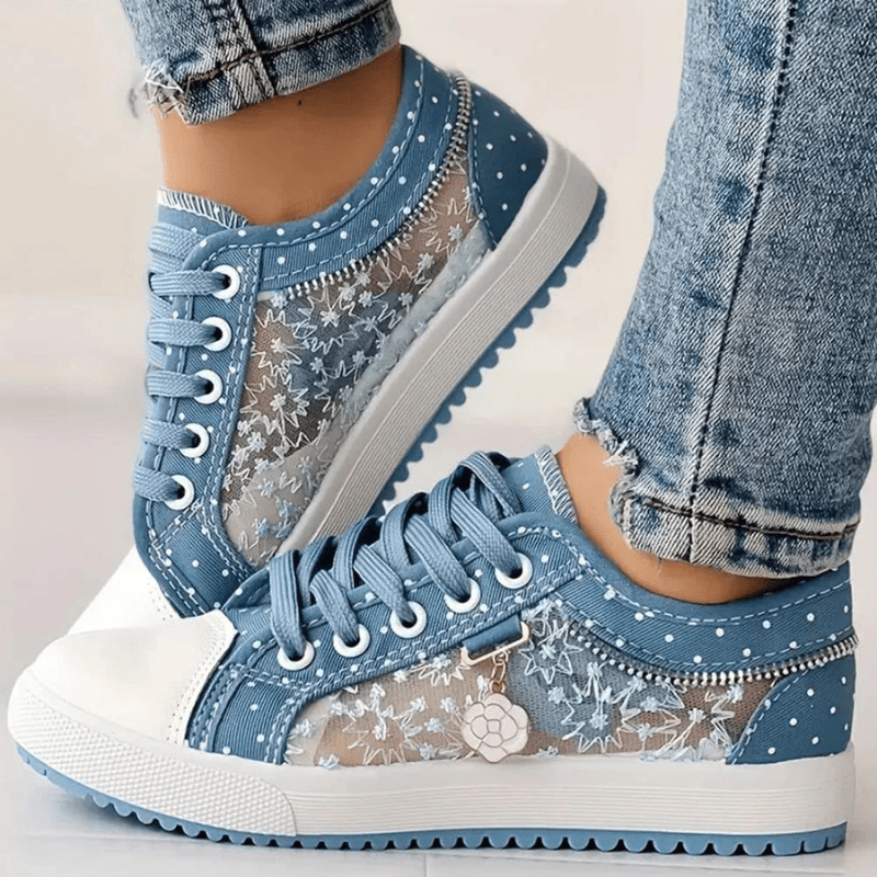 Marlowe | Kwiatowe Ażurowe Sneakersy Damskie - Pootivo