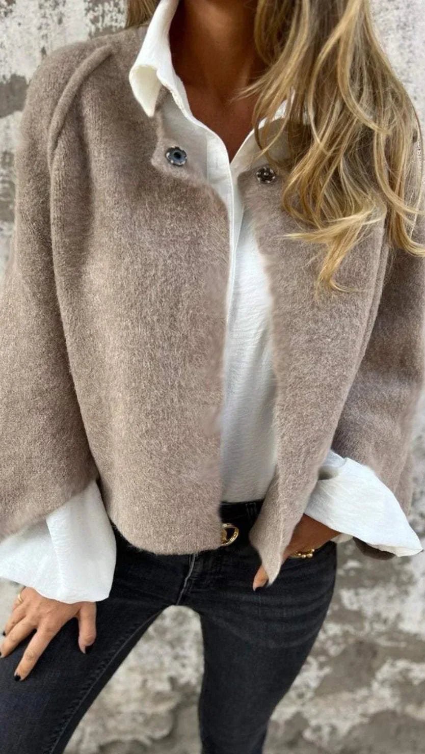 Nora | Puszysty Krótki Sweter Rozpinany - Pootivo