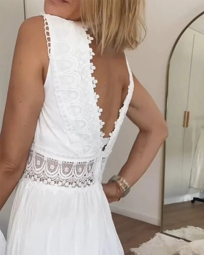 Rosalia Długa Sukienka Letnia Biała z Koronką i Dekoltem V – Elegancka Sukienka Maxi z Poliestru - Pootivo