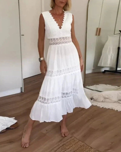 Rosalia Długa Sukienka Letnia Biała z Koronką i Dekoltem V – Elegancka Sukienka Maxi z Poliestru - Pootivo