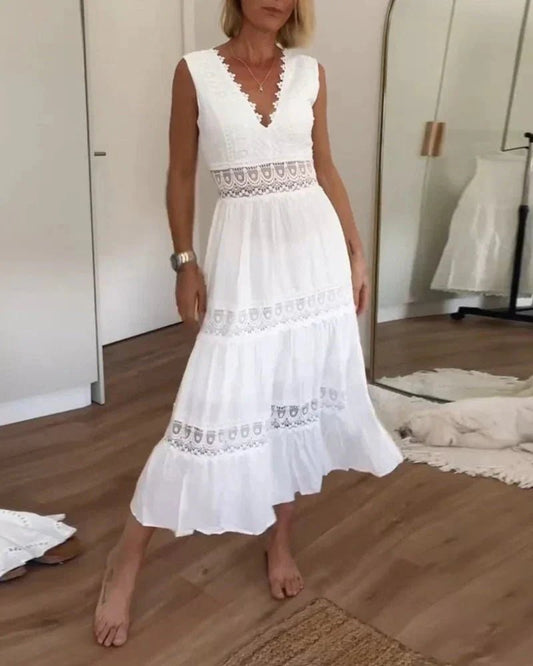 Rosalia Długa Sukienka Letnia Biała z Koronką i Dekoltem V – Elegancka Sukienka Maxi z Poliestru - Pootivo
