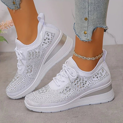 Stelvora Sneakersy Damskie z Kryształkami Rhinestone na Platformie – Modne Buty Sportowe ze Sznurowaniem - Pootivo