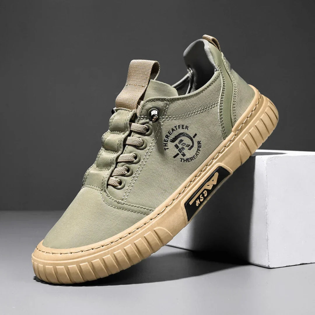 Oliwkowe płócienne sneakersy męskie na grubej podeszwie