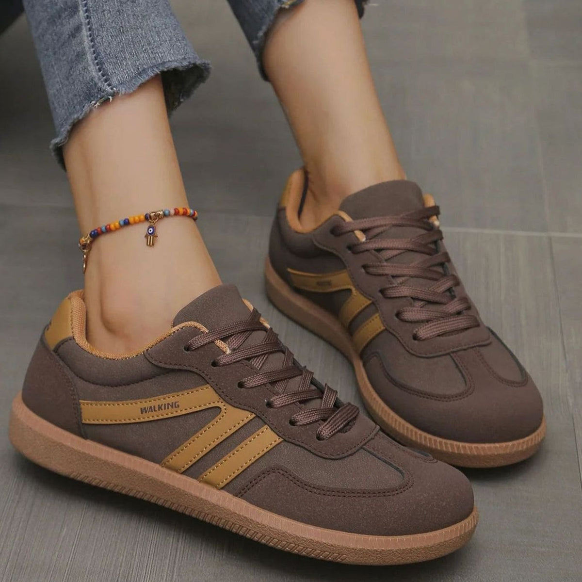 Wincentyna | Niskie Retro Sneakersy z Szerokim Noskiem - Pootivo