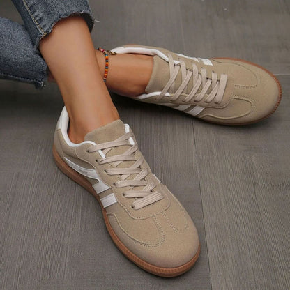 Wincentyna | Niskie Retro Sneakersy z Szerokim Noskiem - Pootivo