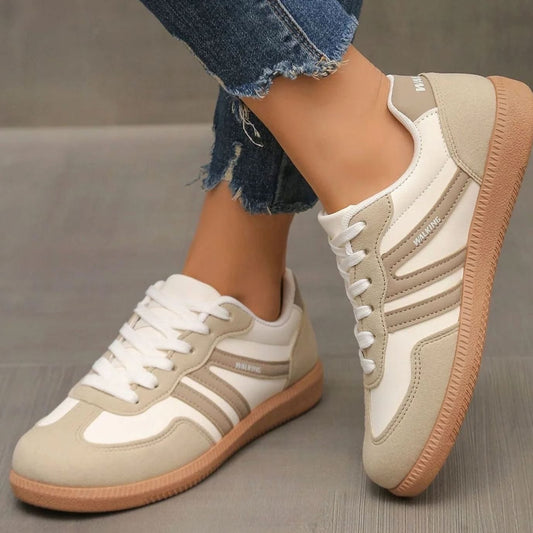 Wincentyna | Niskie Retro Sneakersy z Szerokim Noskiem - Pootivo