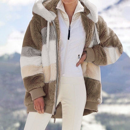 Winnie | Pluszowa Kurtka Oversize z Kapturem - Pootivo