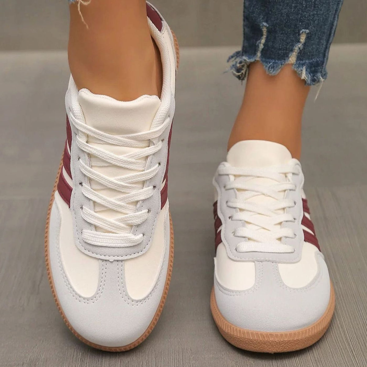 Wincentyna | Niskie Retro Sneakersy z Szerokim Noskiem