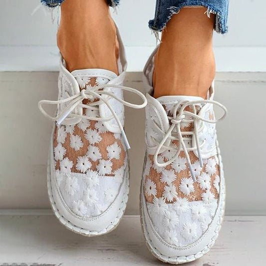 Wren | Ażurowe Espadryle w Stokrotki na Platformie - Pootivo